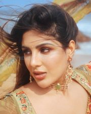 Gorgeous Samyuktha Menon in an Olive Green Anarkali Photos 02 Gorgeous Samyuktha Menon in an Olive Green Anarkali Photos 02