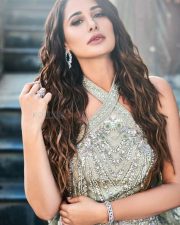 Hari Hara Veera Mallu Movie Actress Nargis Fakhri Photo 01 Hari Hara Veera Mallu Movie Actress Nargis Fakhri Photo 01