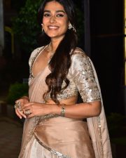 Heroine Aakanksha Singh at Shashtipoorthi Trailer Launch Event Photos 12