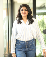 Heroine Faria Abdullah at Gaaya Padda Simham Interview Pictures 41