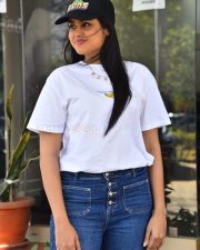 Heroine Faria Abdullah at Gurram Paapi Reddy Movie Success Meet Pictures 12