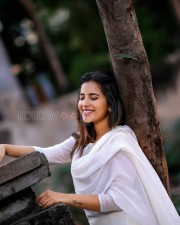 Heroine Komalee Prasad Photos 10