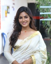 Heroine Samyuktha Menon at Virupaksha Interview Pictures 06