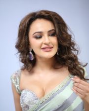 Heroine Seerat Kapoor at Jathasya Maranam Dhruvam Movie Teaser Launch Photos 17