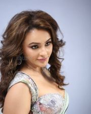 Heroine Seerat Kapoor at Jathasya Maranam Dhruvam Movie Teaser Launch Photos 18