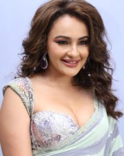 Heroine Seerat Kapoor at Jathasya Maranam Dhruvam Movie Teaser Launch Photos 42