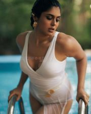 Hot Faria Abdullah in a White Swimsuit Bikini Photos 03