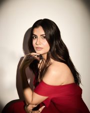 Hot Shreya Dhanwanthary in a Red Off Shoulder Floor Length Dress Pictures 02