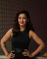 Kadarom Kondam Actress Akshara Haasan Interview Pictures 19