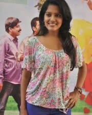 Kanna Laddu Thinna Aasaiya Vishakha Singh Pictures 16
