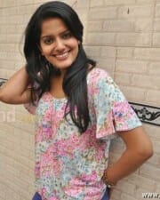 Kanna Laddu Thinna Aasaiya Vishakha Singh Pictures 21