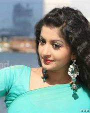 Ladies And Gentleman Meera Jasmine Pictures 04