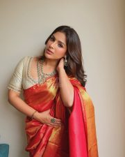 Magnificent Actress Samyuktha Menon in a Red Gold Kanjivaram Silk Saree Ivory Embroidered Blouse Photos 04 Magnificent Actress Samyuktha Menon in a Red Gold Kanjivaram Silk Saree Ivory Embroidered Blouse Photos 04