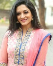 Mallu Actress Vimala Raman New Photos 02