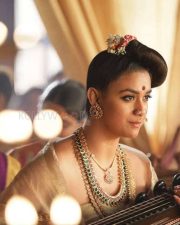 Maraikkayar Arabikadalin Singam Movie Keerthi Suresh 01