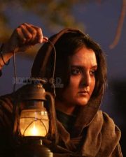 Maraikkayar Arabikadalin Singam Movie Manju Warrier 2