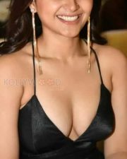 Martin Movie Actress Vaibhavi Shandilya Sexy Cleavage Photos 01