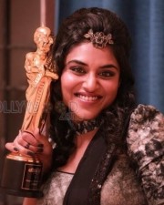 Meyadha Maan Fame Actress Indhuja Photos 04