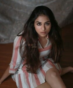 Naane Varuven Heroine Indhuja Ravichandran Photoshoot Stills 04