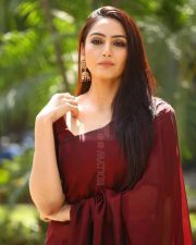 One 2 One Movie Heroine Ragini Dwivedi Photos 06