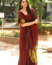 One 2 One Movie Heroine Ragini Dwivedi Photos 11