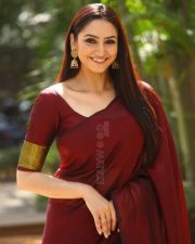 One 2 One Movie Heroine Ragini Dwivedi Photos 24
