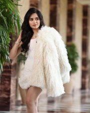 Radiating Beauty Jannat Zubair Rahmani in a White Mini Skirt Pictures 01