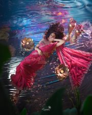 Resplendent Darshana Banik Cleavage in a Magenta Embroidered Saree With Off Shoulder Blouse Photos 02 Resplendent Darshana Banik Cleavage in a Magenta Embroidered Saree With Off Shoulder Blouse Photos 02