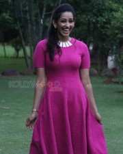Sanjana Singh At Vingyani Press Meet Pictures 04