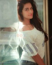Sexy Actress Salony Luthra Photoshoot Stills 07