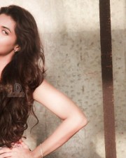 Sexy Actress Salony Luthra Photoshoot Stills 09