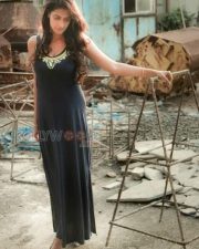 Sexy Actress Salony Luthra Photoshoot Stills 10