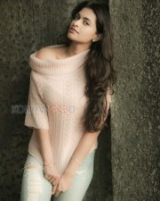 Sexy Actress Salony Luthra Photoshoot Stills 22