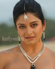 Sexy Vimala Raman Beach Pictures 09