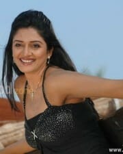 Sexy Vimala Raman Beach Pictures 24