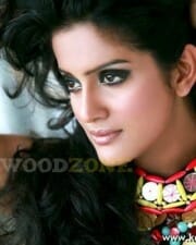 Sexy Vishakha Singh Pics005