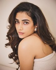 Shashtipoorthi Actress Aakanksha Singh Sexy Photos 02