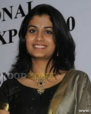 Shreya Dhanvantari Pics 01