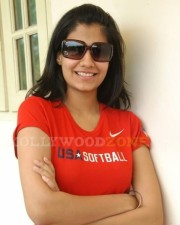 Shreya Dhanwanthary Pics 04 Shreya Dhanwanthary Pics 04