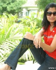 Shreya Dhanwanthary Pics 09 Shreya Dhanwanthary Pics 09