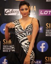 Shubha Raksha at SIIMA Awards 2021 Day 2 Photos 09