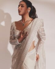 South Actress Samyutha Menon Latest Photoshoot Pictures 07