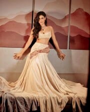 Stunning Beauty Shweta Tiwari Sexy Pictures 23