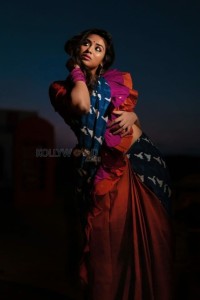 Tamil Actress Indhuja Lockdown Photoshoot Stills 02