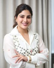 Telugu Heroine Samyuktha Menon at Nari Nari Naduma Murari Sankranthi Movie Interview Pictures 07