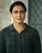 Tollywood Actress Nandini Rai at Gaalivaana Movie Location Stills 10