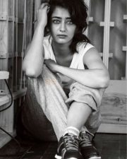 Vivegam Heroine Akshara Haasan Pictures 08 Vivegam Heroine Akshara Haasan Pictures 08