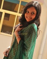 Yennamo Nadakkuthu Heroine Mahima Nambiar Stills 01