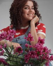 Abhiyum Annuvum Tamil Movie Heroine Pia Bajpai Photos 01