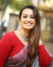 Actress Ester Noronha 69 Samskar Colony Interview Photos 27